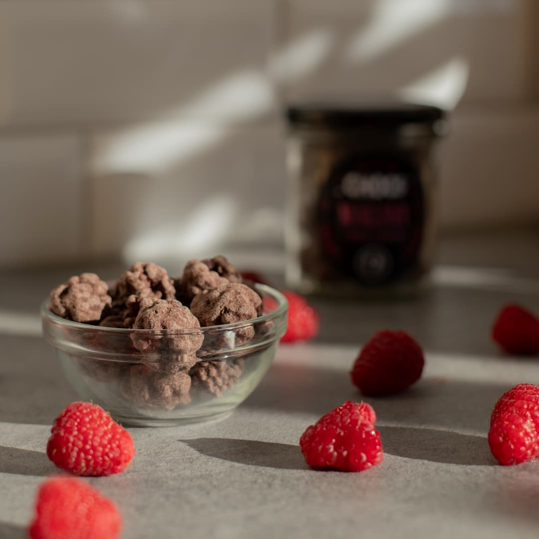 NATU CHOCS Maliny v 60% hořké čokoládě 90g - náhled 4