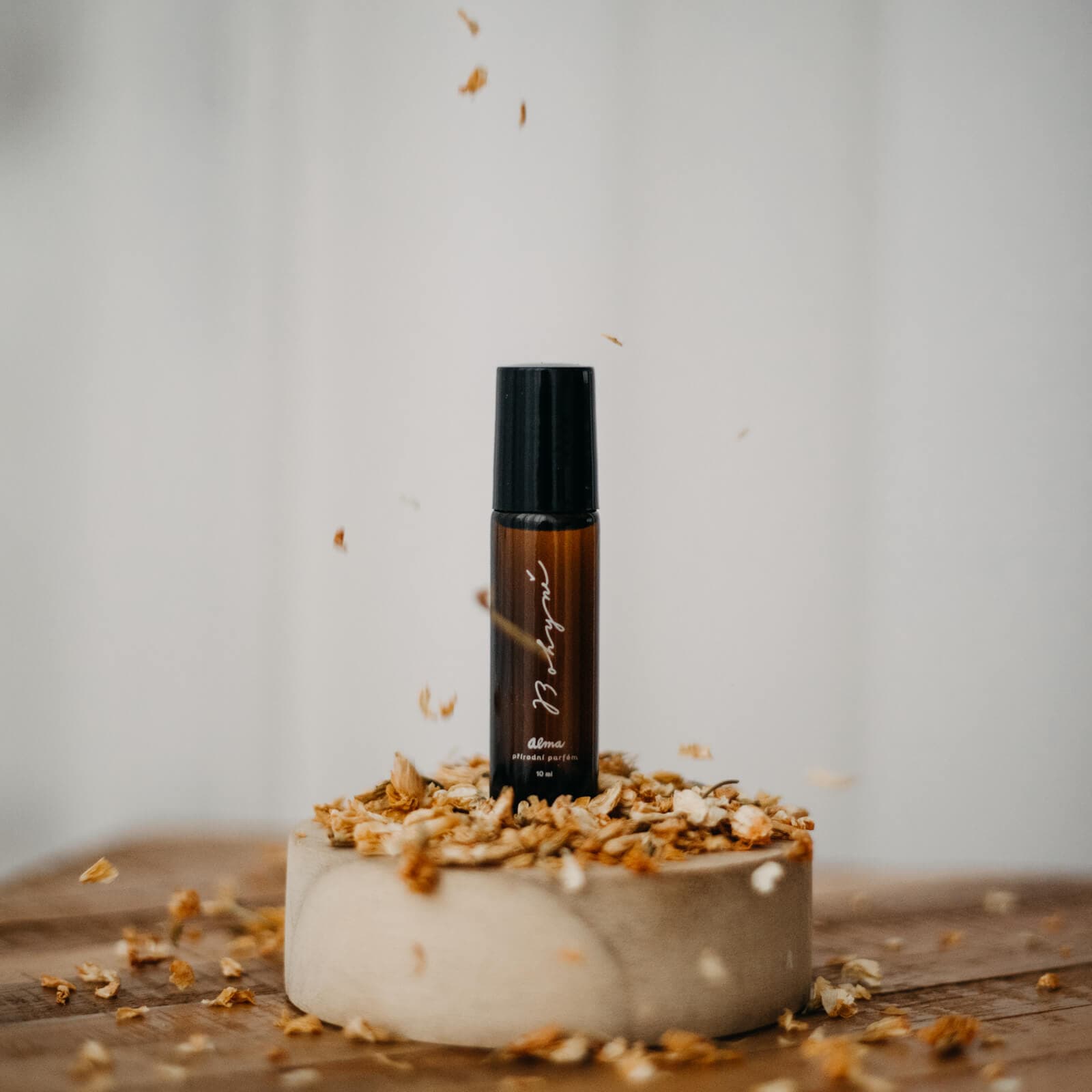 Alma přírodní parfém Bohyně 10ml - náhled 5