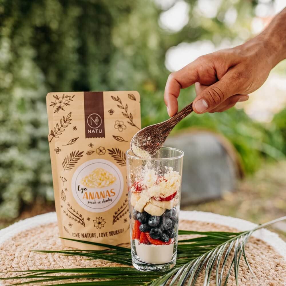 NATU Lyofilizovaný ananas prach se zlomky 80g - náhled 4