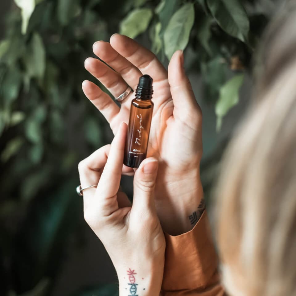 Alma přírodní parfém Bohyně 10ml - náhled 4