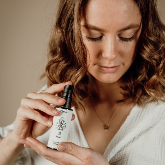 Alma pleťové sérum pro křehkou pleť s ectoinem, kadidlovníkem a ovsem Baubó 30ml - náhled 3