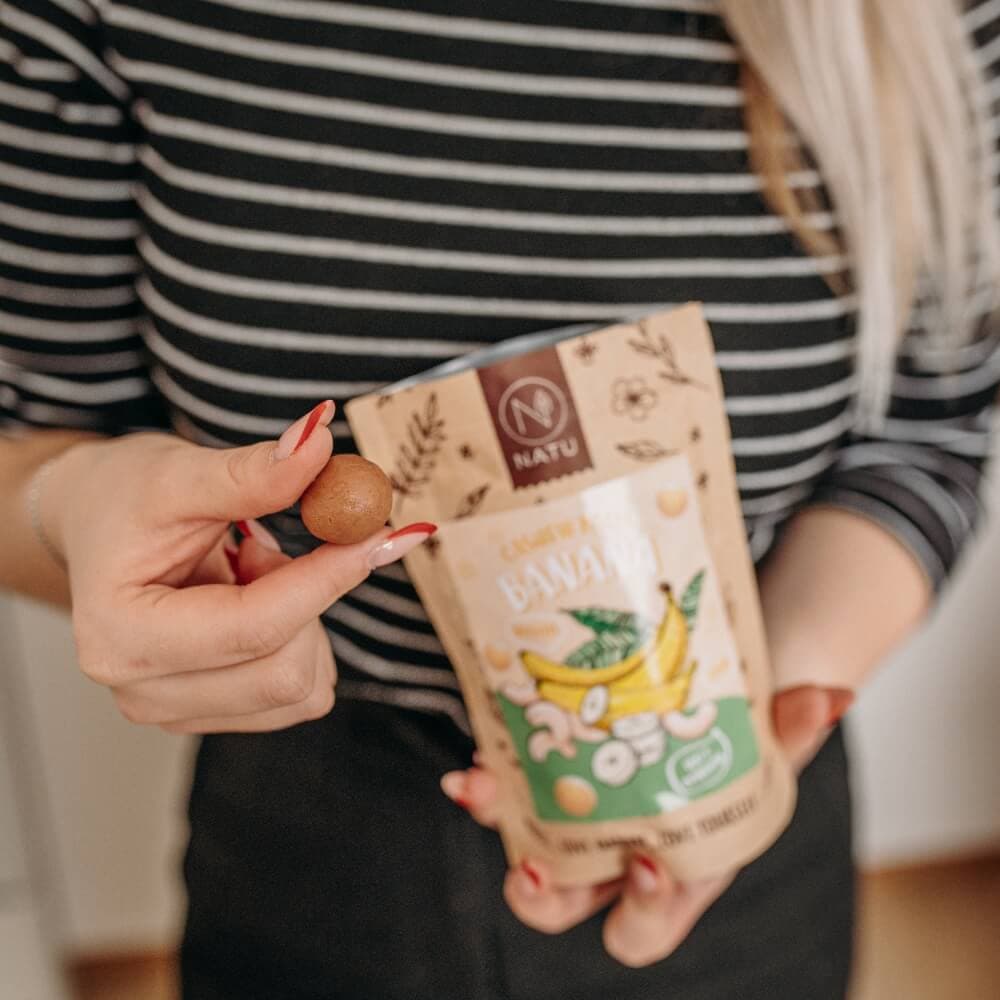 NATU Banánové kuličky s kešu krémem 70g - náhled 5