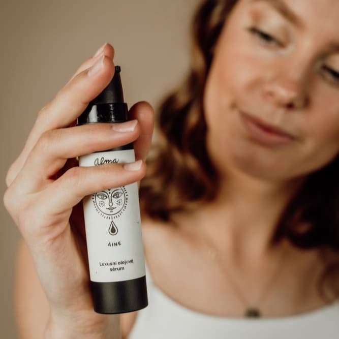 Alma olejové sérum luxusní s bakuchiolem, arktickou řasou a Q10 Áine 50ml - náhled 3