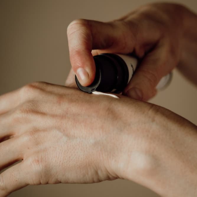 Alma pleťový krém funkční s růží, ceramidy a skvalanem Tridéví 50ml - náhled 4