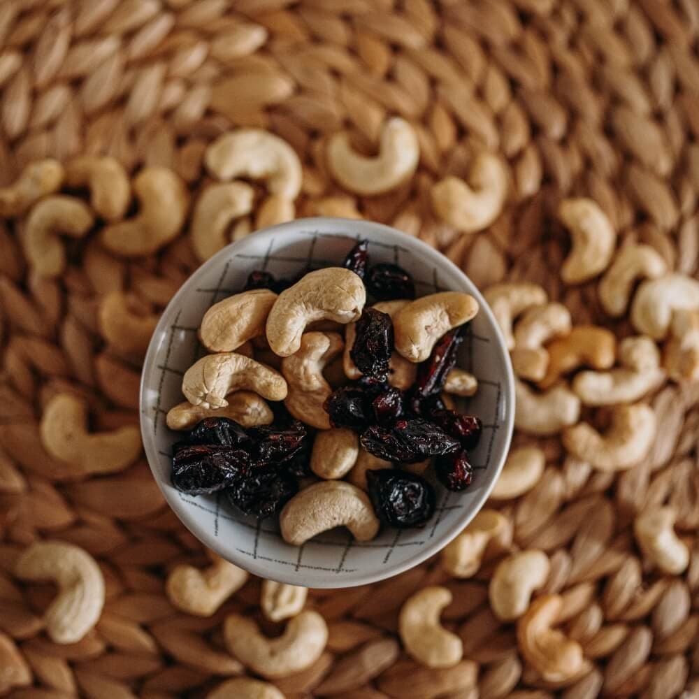 NATU Mini mix kešu a brusinky 80g - náhled 4
