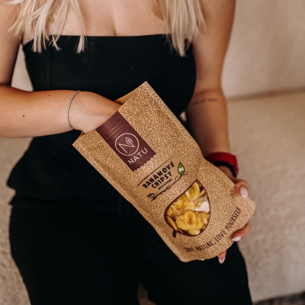 NATU Banánové chipsy neslazené BIO 230g - náhled 3