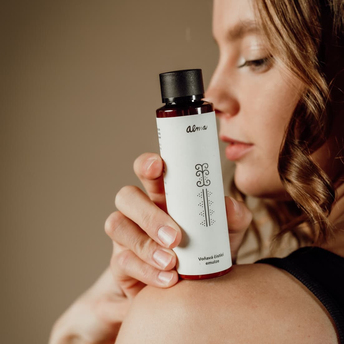 Alma čisticí emulze s vanilkou, tonka boby a allantoinem 100ml - náhled 4