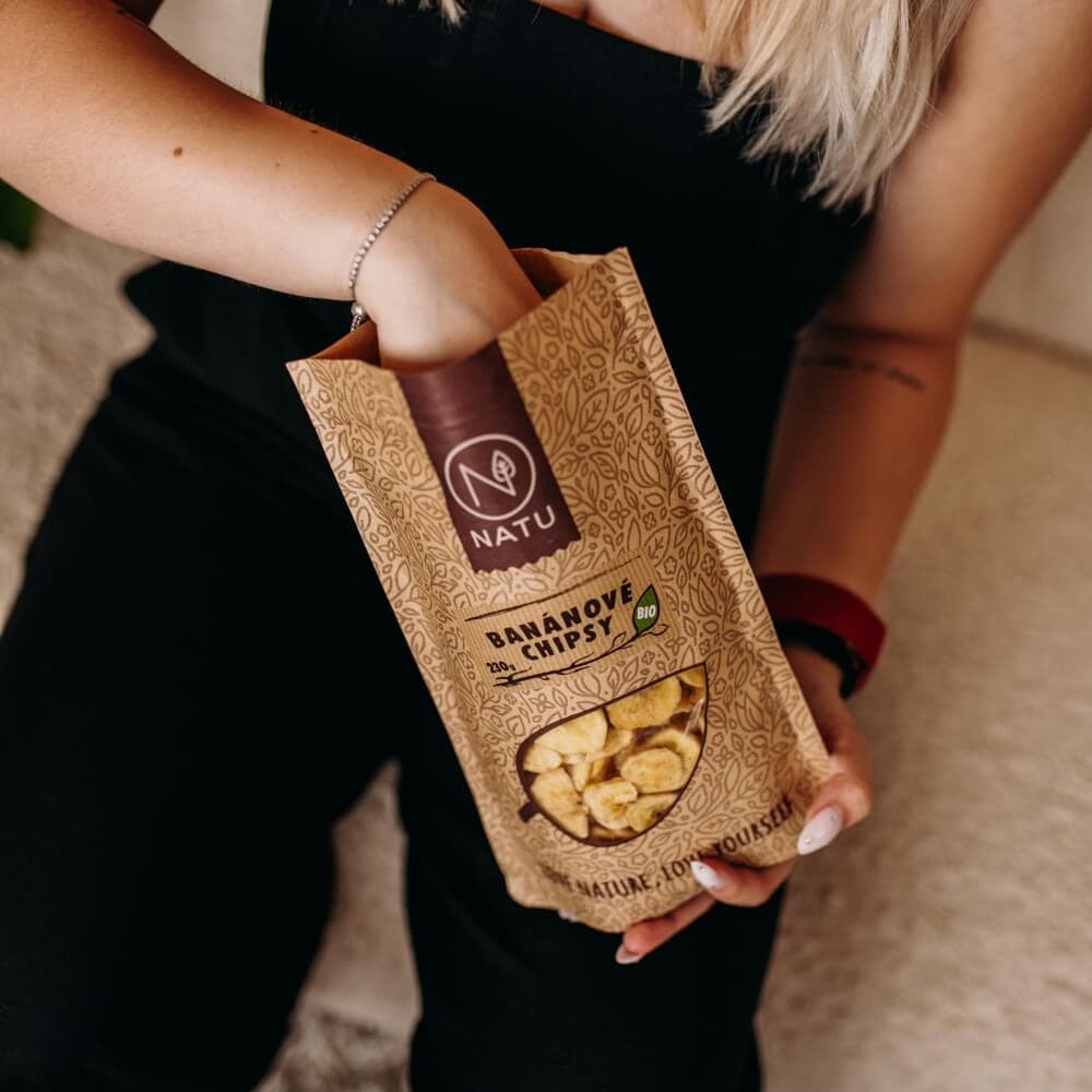 NATU Banánové chipsy BIO 230g - náhled 4