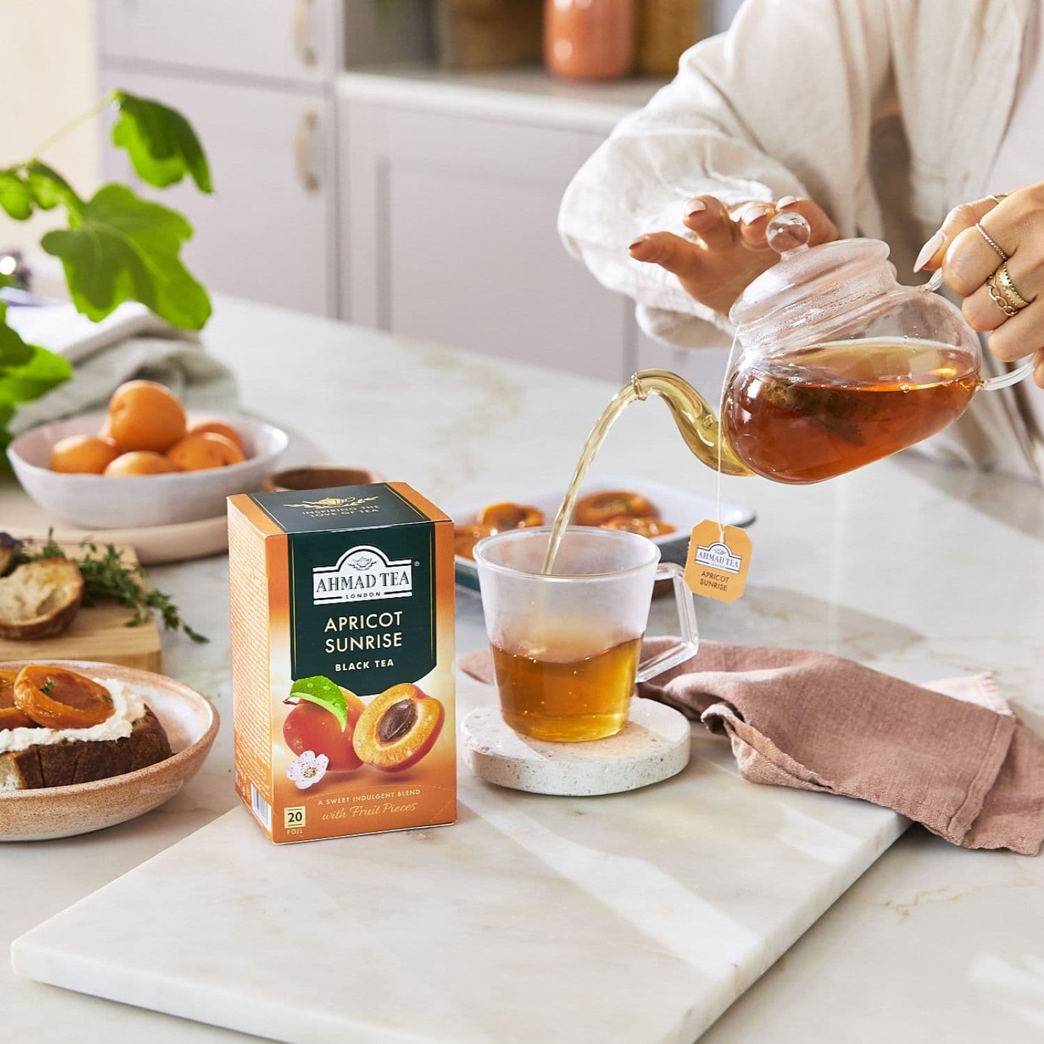 Ahmad Tea | Apricot Sunrise | 20 alu sáčků - náhled 3
